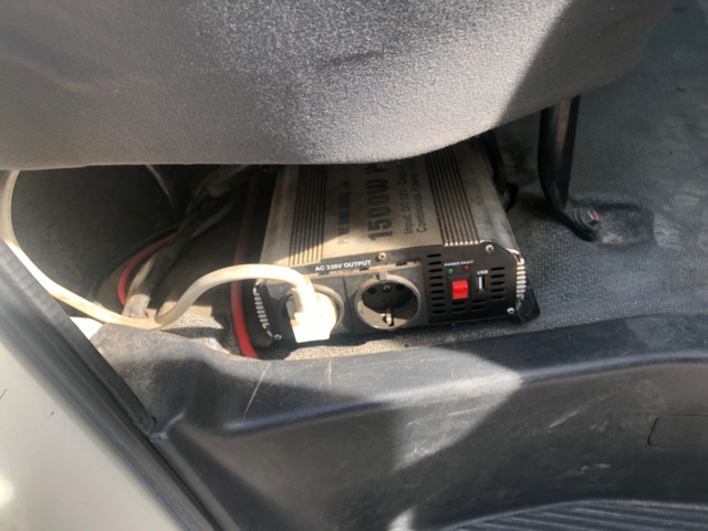 930355-26 Toyota HiAce 2.5 4WD -2011