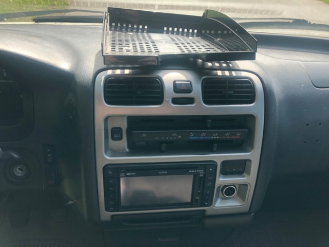 930355-10 Toyota HiAce 2.5 4WD -2011