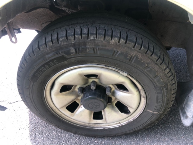 930355-43 Toyota HiAce 2.5 4WD -2011