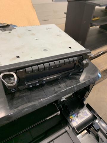 929946-5 Sortiment med diverse elektronik