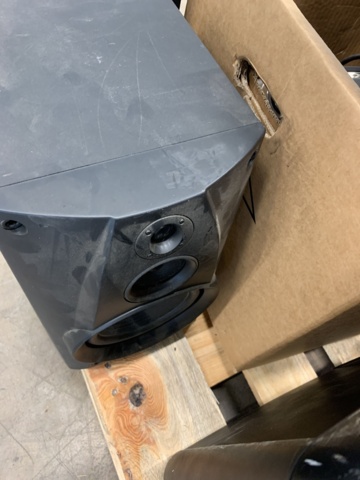 929946-7 Sortiment med diverse elektronik