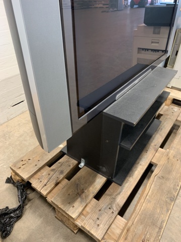 929946-10 Sortiment med diverse elektronik