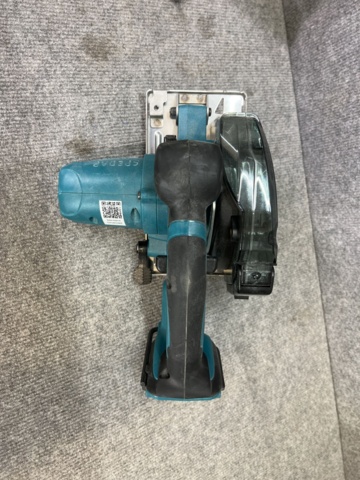 922737-3 Tool kit with various Makita tools