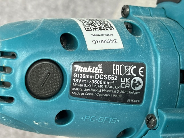 922737-5 Tool kit with various Makita tools