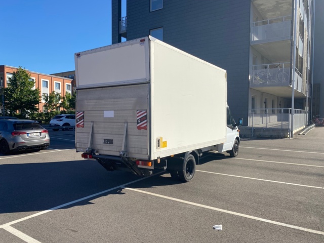 834011-5 Ford Transit T350 Chassis Cab 2.4 TDCi RWD Manual, 140hp, 2007