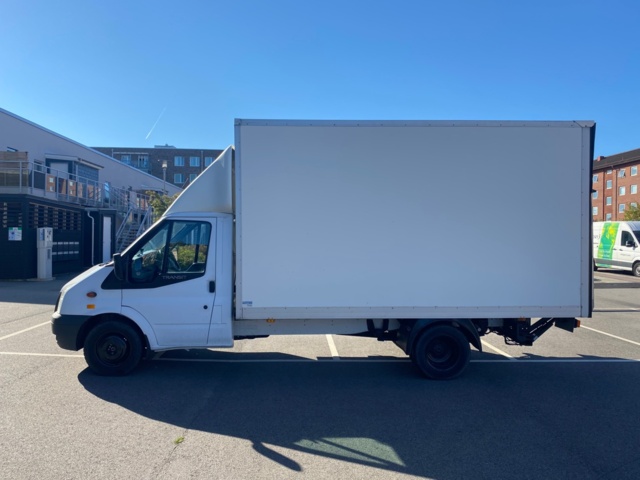 834011-8 Ford Transit T350 Chassis Cab 2.4 TDCi RWD Manual, 140hp, 2007