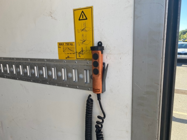 834011-27 Ford Transit T350 Chassis Cab 2.4 TDCi RWD Manual, 140hp, 2007