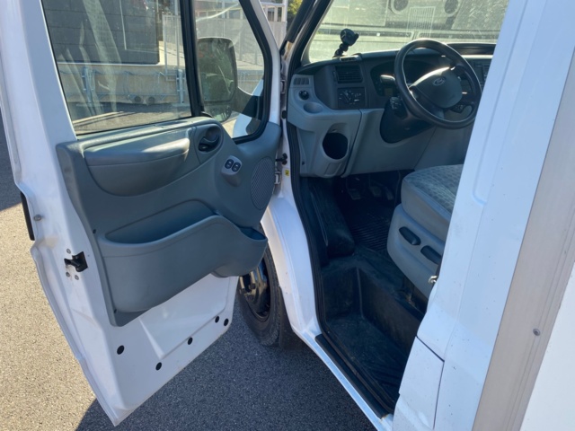 834011-31 Ford Transit T350 Chassis Cab 2.4 TDCi RWD Manual, 140hp, 2007