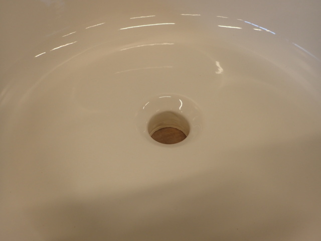 861850-3 Washbasin with mixer Svedbergs