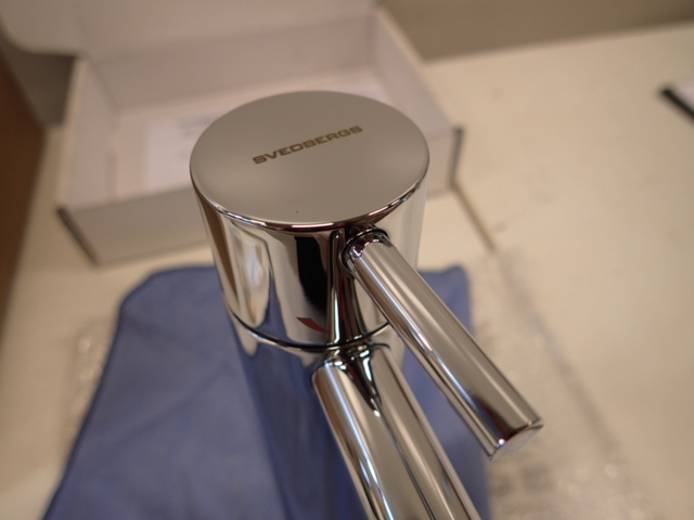 861850-11 Washbasin with mixer Svedbergs