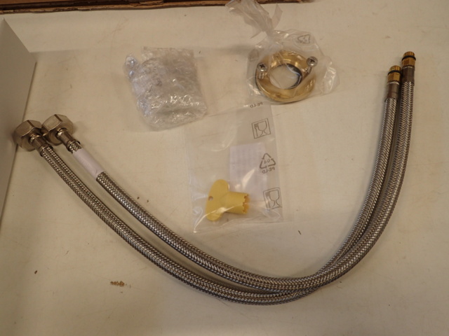 861850-14 Washbasin with mixer Svedbergs