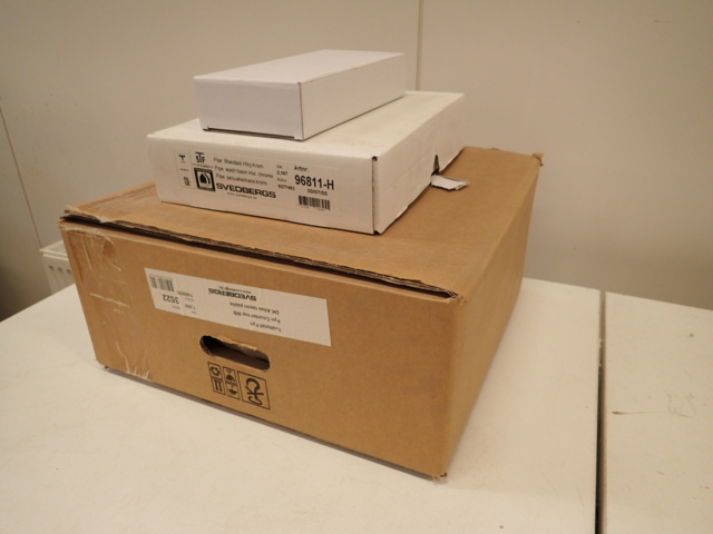 861850-16 Washbasin with mixer Svedbergs