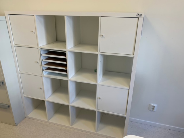 824814-1 Cabinet Ikea 150x150 cm