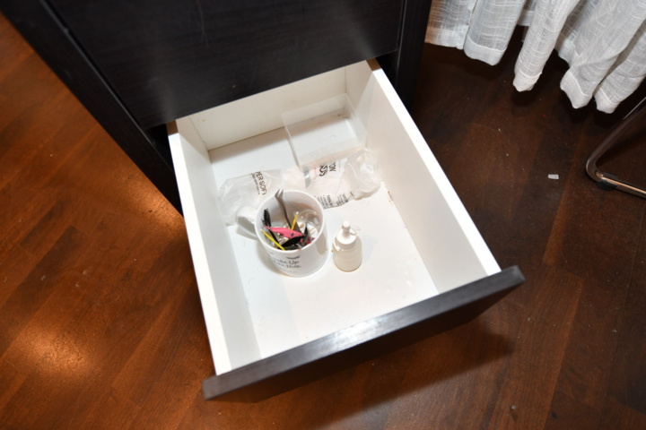 932787-37 Complete beauty salon