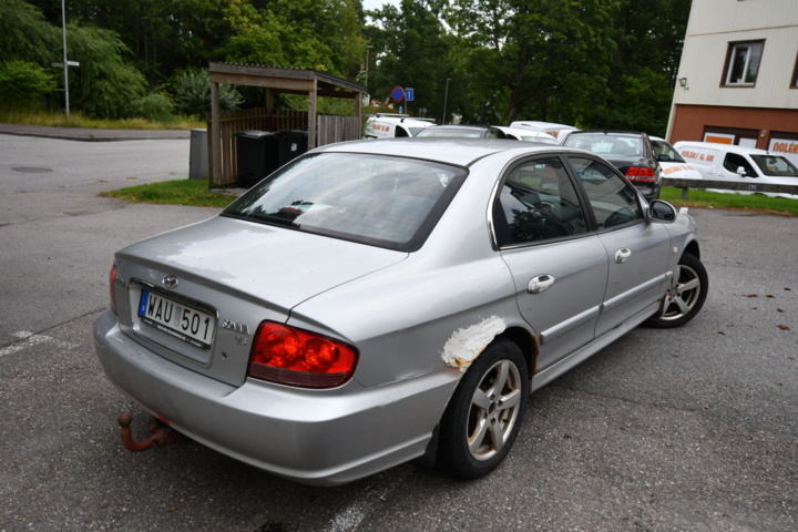 932847-5 Hyundai Sonata 2.0 - 2004