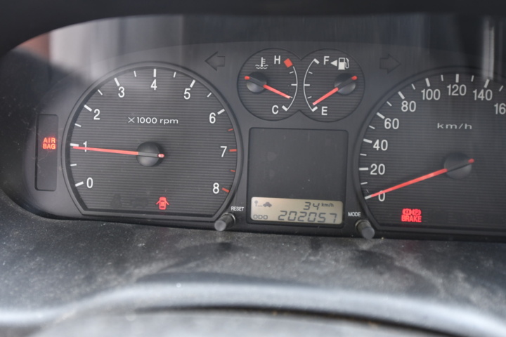 932847-14 Hyundai Sonata 2.0 - 2004