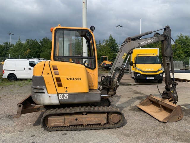931562-5 Crawler excavator Volvo EC25 -2006 (6541 h)