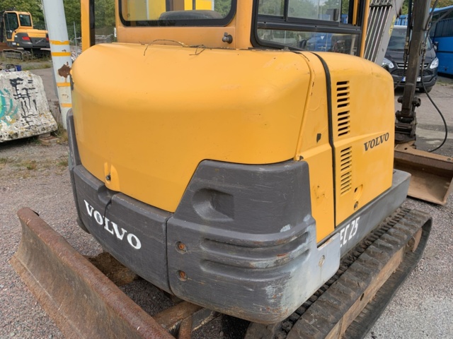 931562-19 Crawler excavator Volvo EC25 -2006 (6541 h)