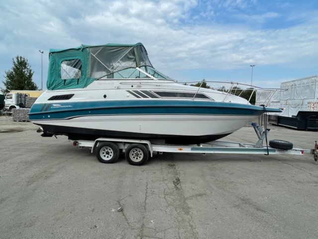 906886-6 Motorboat Chaparral 240 Signature, 1994