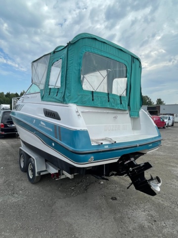 906886-8 Motorboat Chaparral 240 Signature, 1994