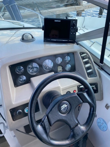 906886-14 Motorboat Chaparral 240 Signature, 1994