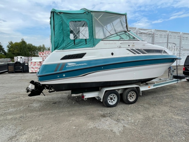 906886-7 Motorboat Chaparral 240 Signature, 1994