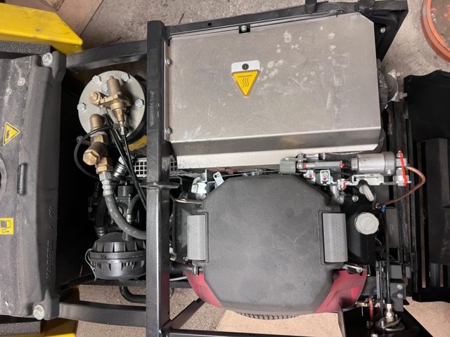 869286-12 Compressor Kaeser M17A Mobilair