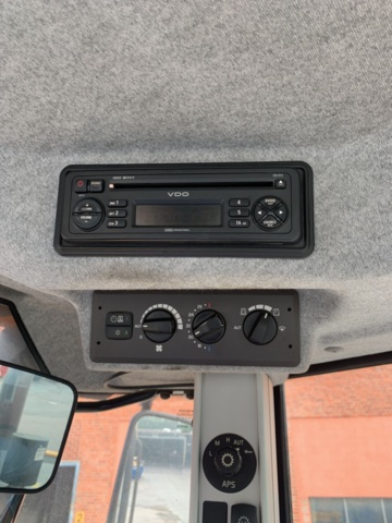 931575-27 Wheel loader Volvo L60F (12092 h) -2007