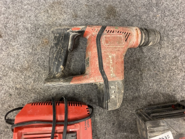 919535-2 Concrete impact drill, HILTI