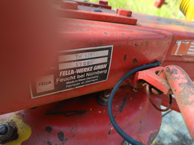 887536-3 Hay tedder Fella TH 520