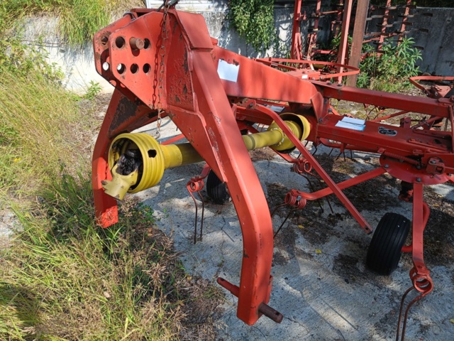 887536-5 Hay tedder Fella TH 520