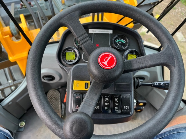 932971-24 Multiloader L20 wheel loader 2022 with equipment