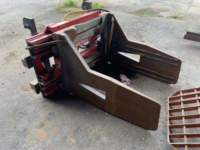 931590-1 Beam clamp Bolzoni Auramo B-400PFE -2018