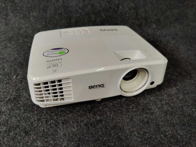 925627-1 Projector Benq TW523P