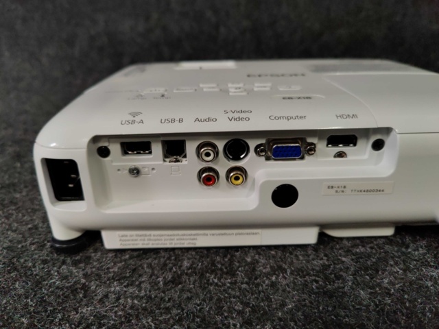 925631-4 Projector Epson H551B