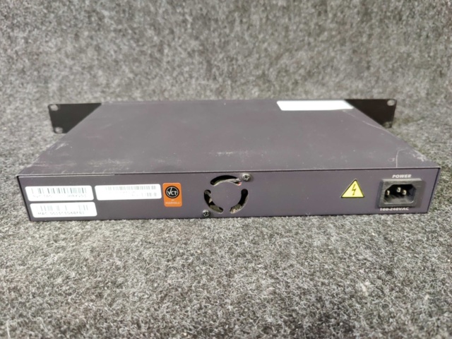 933373-4 Switch Dell PowerConnect 2724 24p