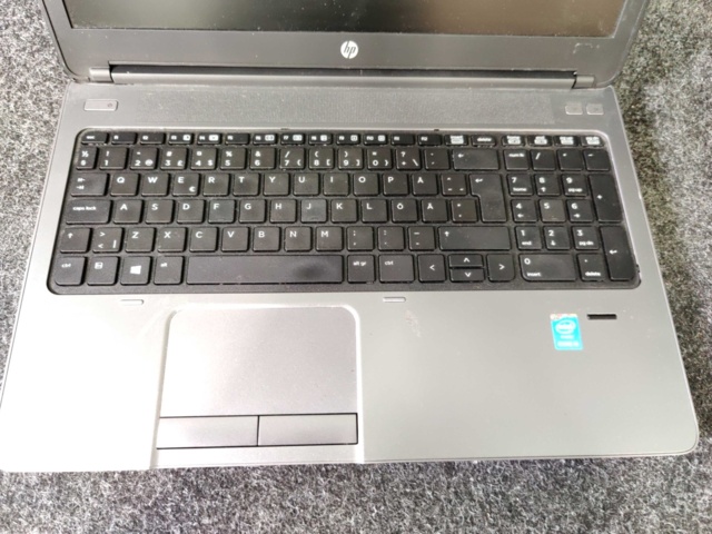933389-4 Laptop ProBook 650 G1 + docking station