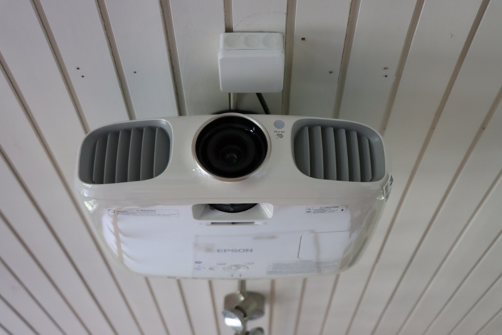 788431-1 Projector Epson EH-TW6000W