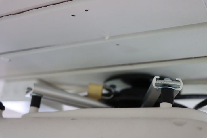 788431-8 Projector Epson EH-TW6000W