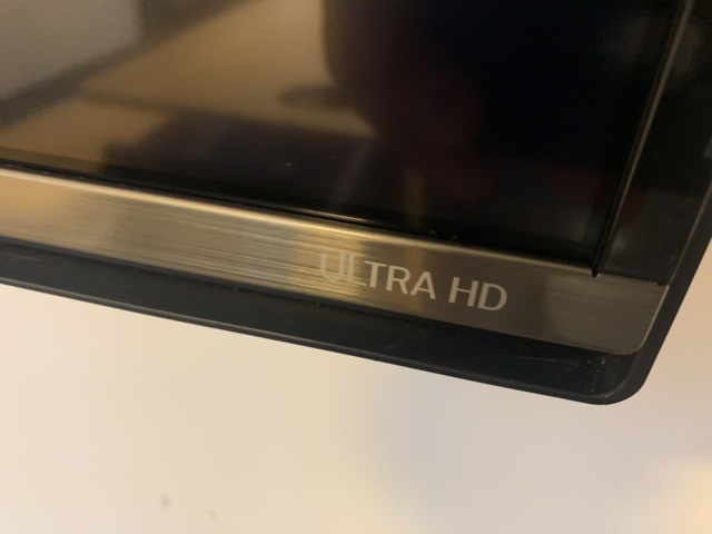 931620-3 TV LG Wall mount