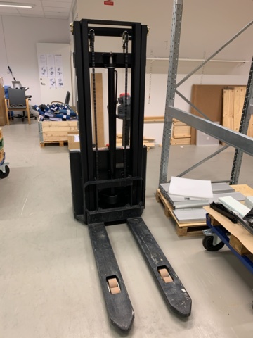 931654-2 Pallet stacker Silverstone ES10-10ES