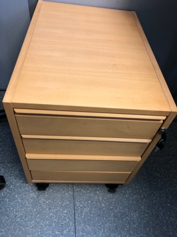 934561-6 Martela sähköpöytä