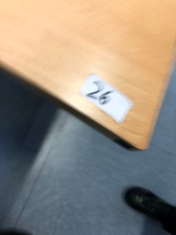 934561-8 Martela sähköpöytä