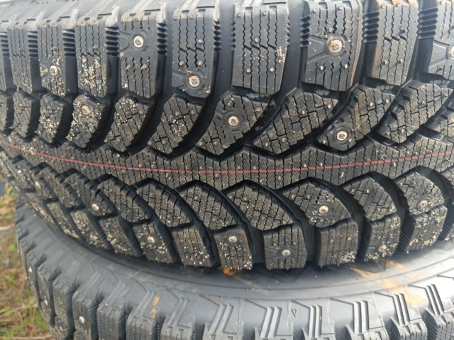 889316-9 New Winter tires Bridgestone Blizzak 215/70 R16
