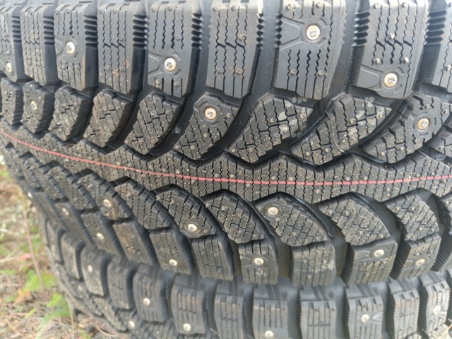 889316-10 New Winter tires Bridgestone Blizzak 215/70 R16