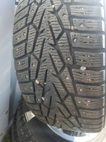 889325-13 Winter tires on Rims, Nokian Hakkapeliitta 7, 225/55 R16