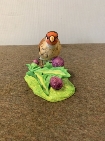 777542-6 The figurine Carduelis carduelis