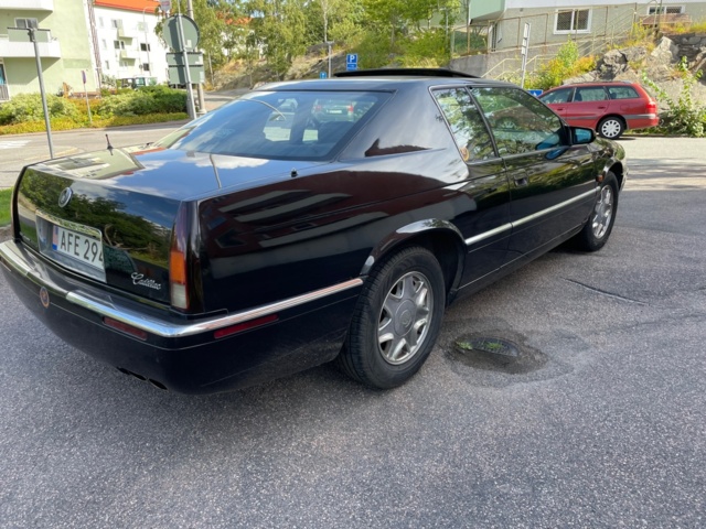 872332-4 Cadillac Eldorado ETC 4.6 V8 Automatic -1995