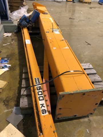 934662-2 Kone 500kg pylväsnosturi