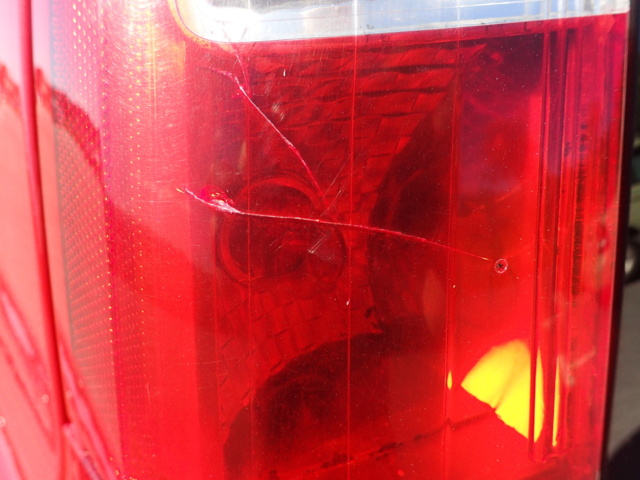 861816-10 Volvo V70 2.4 CNG Automatic, Gas & Petrol - 2005